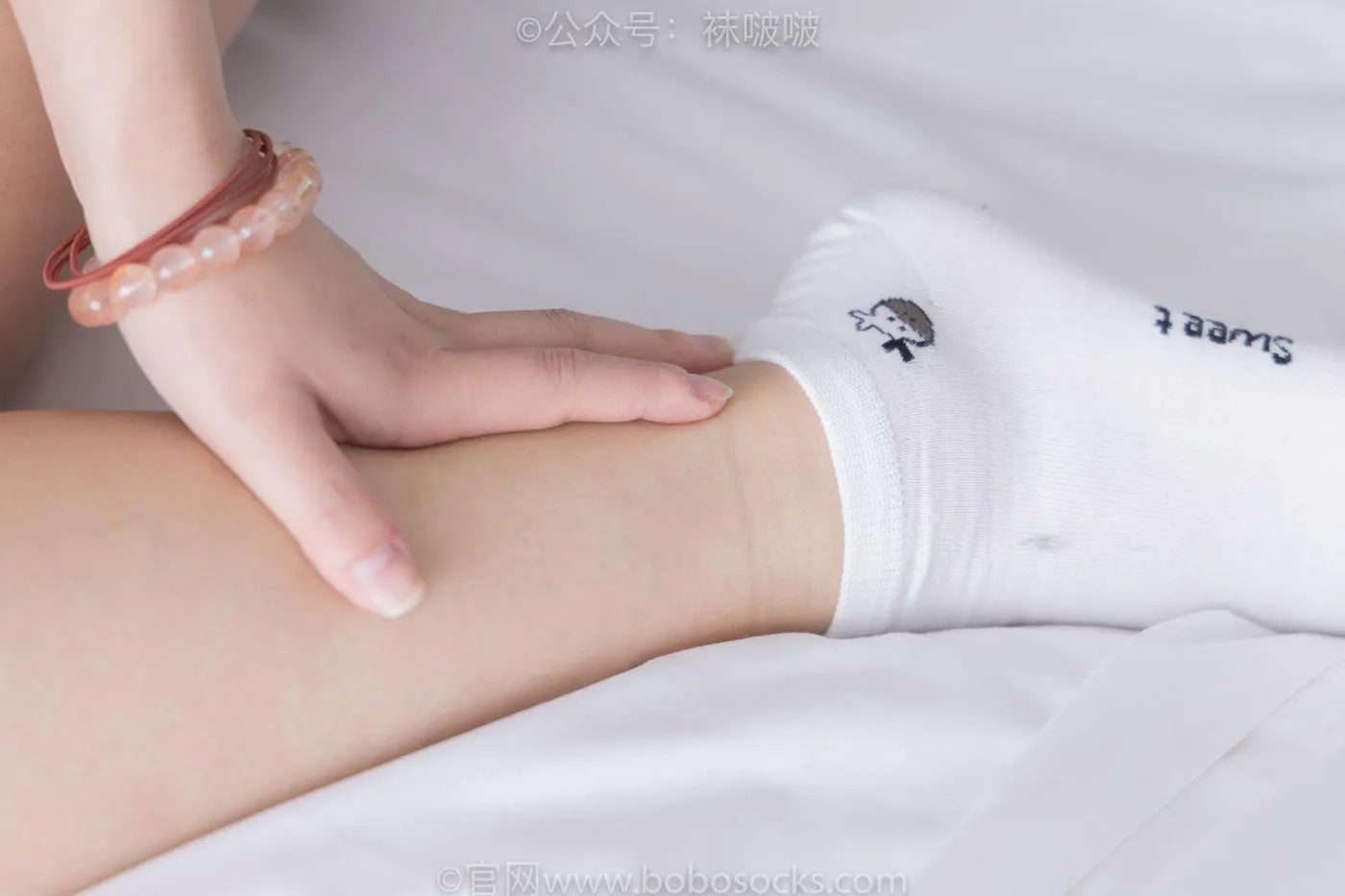 [BoBoSocks袜啵啵]NO.036 菠萝-帆布鞋、白棉袜、裸足 [138P]插图5